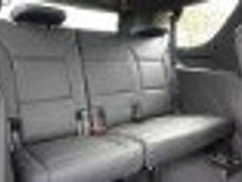 Used 2021 Chevrolet Tahoe Z71 w/ Z71 Off-Road Package image 15