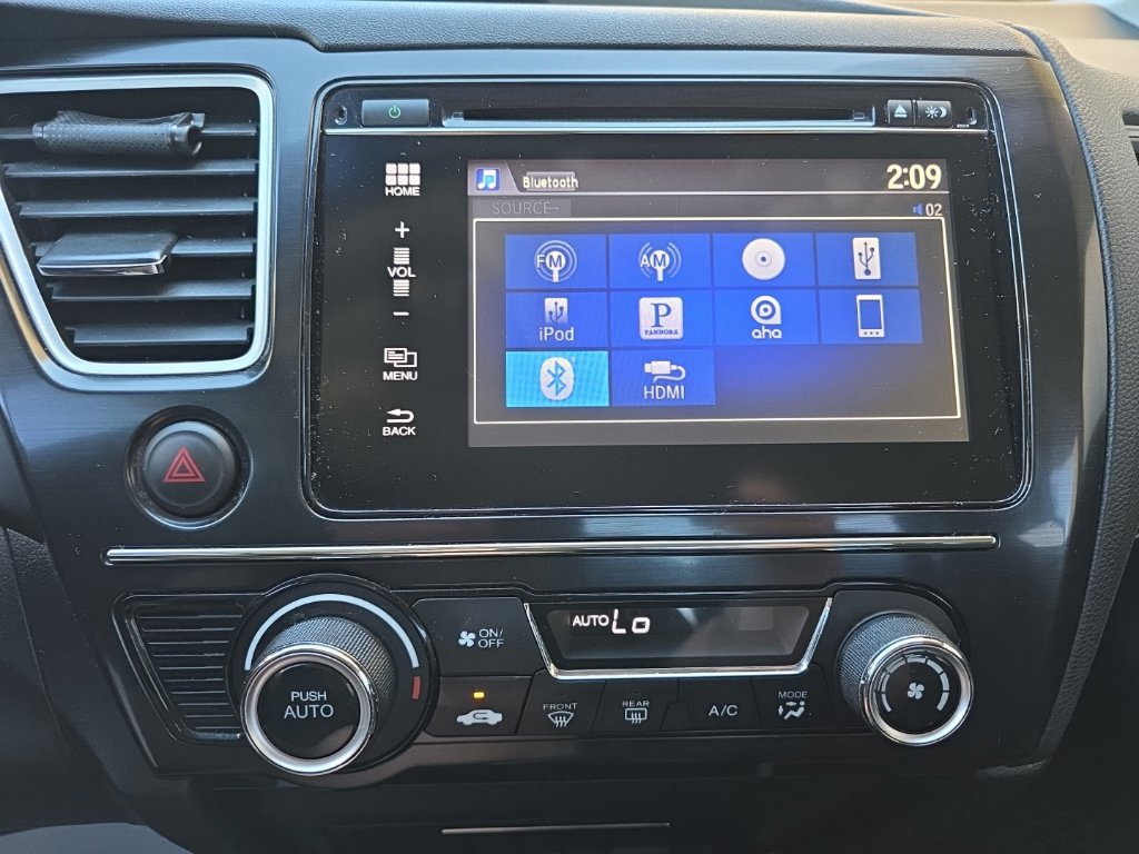 Used 2015 Honda Civic SE image 17