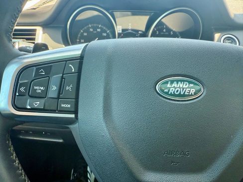 Used 2017 Land Rover Discovery Sport HSE Luxury image 37