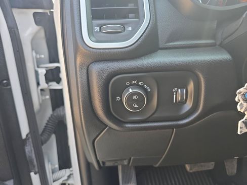 Used 2022 RAM 2500 Lone Star w/ Level A Equipment Group AWD/4WD image 23