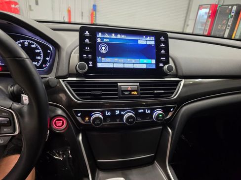 Used 2021 Honda Accord Sport image 21