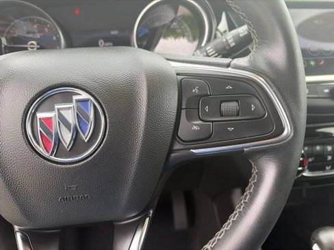 Used 2022 Buick Encore GX Select AWD/4WD image 18