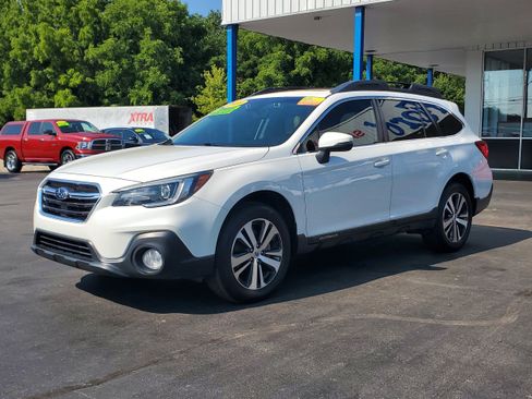 Used 2019 Subaru Outback 2.5i Limited AWD/4WD image 2