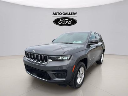 Used 2025 Jeep Grand Cherokee Laredo X