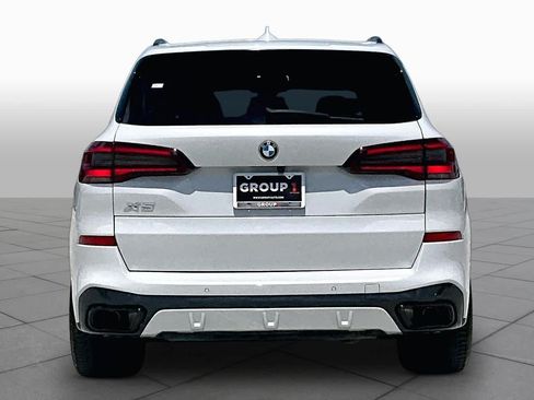 Used 2023 BMW X5 sDrive40i w/ M Sport Package RWD image 4