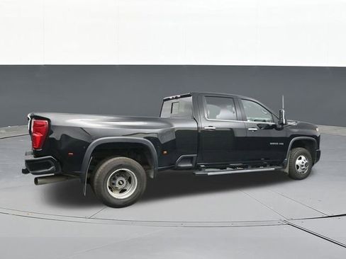 Used 2022 Chevrolet Silverado 3500 High Country w/ Snow Plow Prep/Camper Package image 16