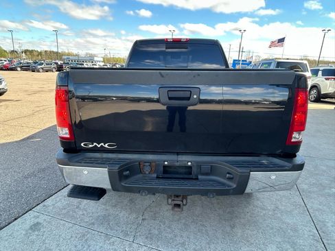 Used 2010 GMC Sierra 2500 SLT w/ SLT Convenience Package AWD/4WD image 6