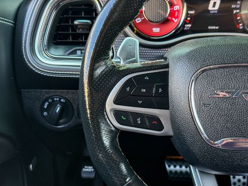 Used 2021 Dodge Challenger SRT Hellcat RWD image 19