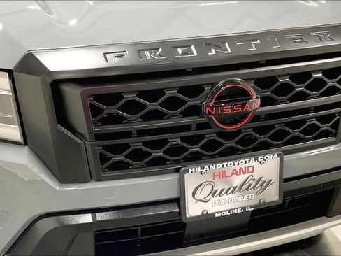 Used 2024 Nissan Frontier PRO-4X w/ Off-Road Protection Package image 30