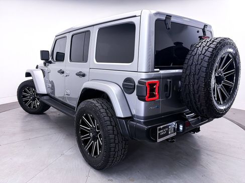 Used 2021 Jeep Wrangler Unlimited Sahara w/ Safety Group AWD/4WD image 3