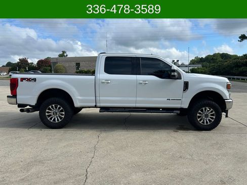Used 2022 Ford F250 Lariat w/ Lariat Value Package AWD/4WD image 6
