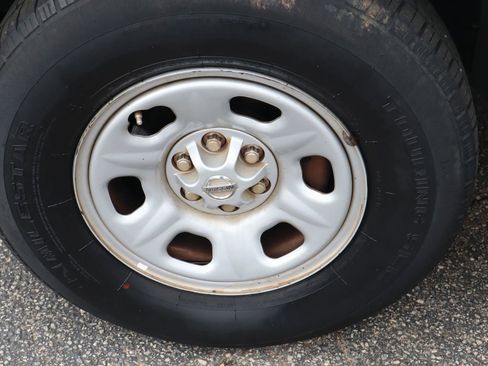 Used 2019 Nissan Frontier S RWD image 27