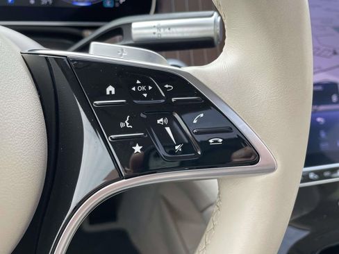 Used 2022 Mercedes-Benz EQS 450+ Sedan image 25