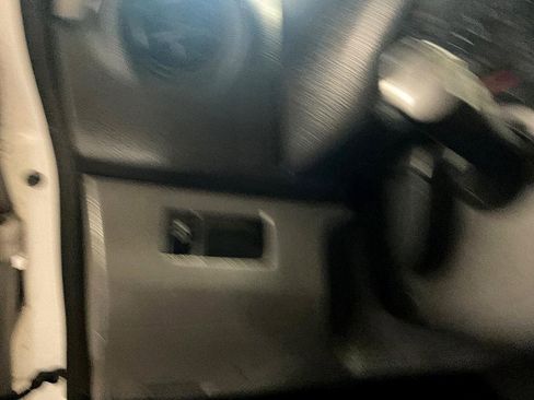 Used 2018 Nissan NV200 S w/ Back Door Glass Package image 25