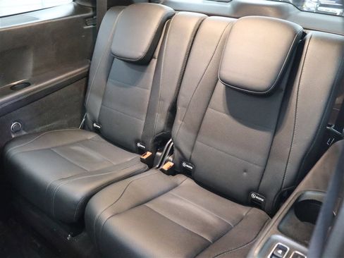 Used 2022 Mercedes-Benz GLS 450 4MATIC image 14