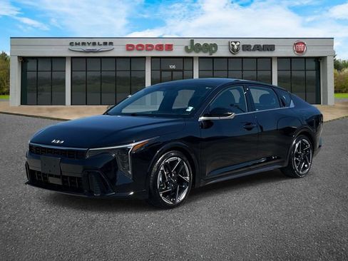 Used 2025 Kia K4 GT-Line w/ GT-Line Premium Package FWD image 8