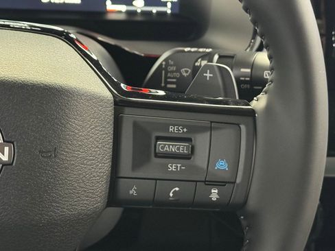 New 2026 Nissan Pathfinder Platinum image 22