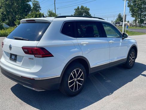 Used 2021 Volkswagen Tiguan SE AWD/4WD image 4