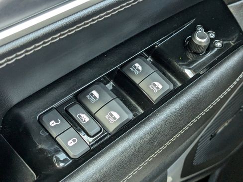 Used 2022 Jeep Wagoneer Series II w/ Convenience Group I image 24