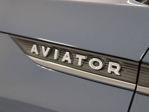 New 2026 Lincoln Aviator Reserve AWD/4WD image 18