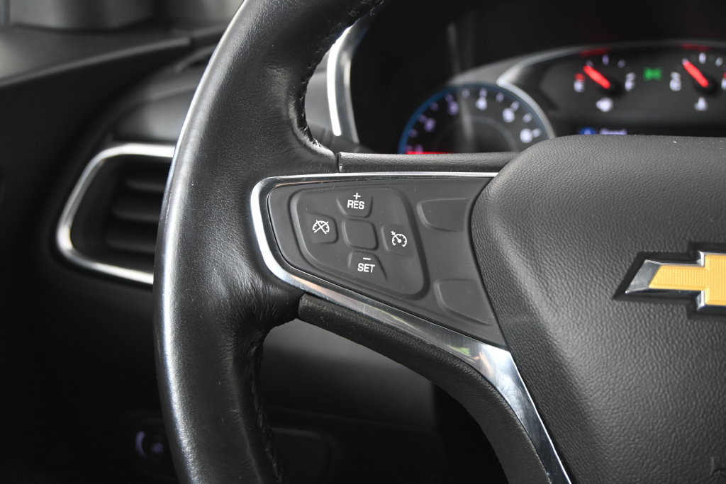 Used 2019 Chevrolet Equinox LT FWD image 34