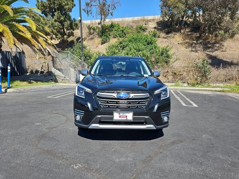 Used 2023 Subaru Forester Touring AWD/4WD image 2