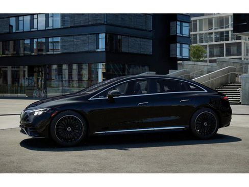 New 2026 Mercedes-Benz EQE 320 4MATIC Sedan image 35
