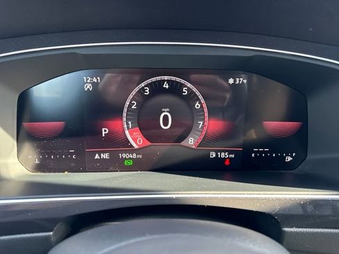 Used 2023 Volkswagen Tiguan SE R-Line image 17