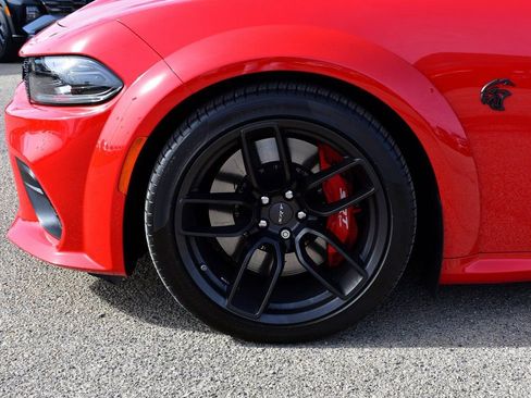 Used 2023 Dodge Charger SRT Hellcat w/ Harman/Kardon Audio Group image 6