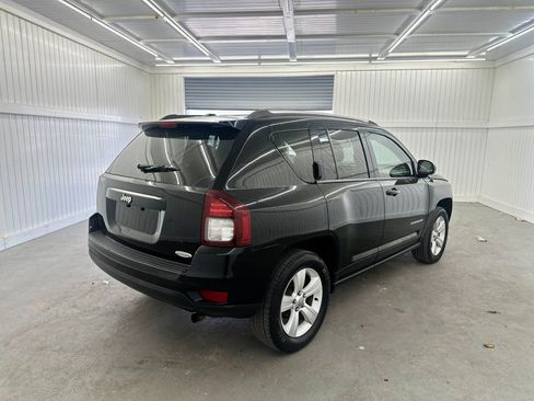 Used 2014 Jeep Compass Latitude image 5