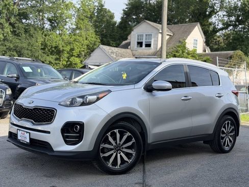 Used 2017 Kia Sportage EX FWD image 2