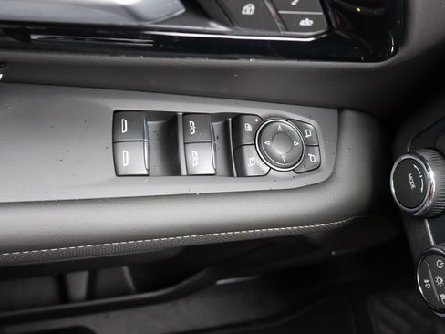 New 2026 Chevrolet Suburban Premier image 13