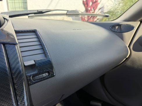 Used 2005 Nissan 350Z Touring image 32