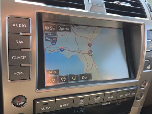 Used 2018 Lexus GX 460 Premium w/ Premium Package image 30