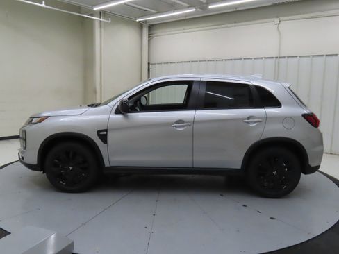 New 2025 Mitsubishi Outlander Sport LE image 3