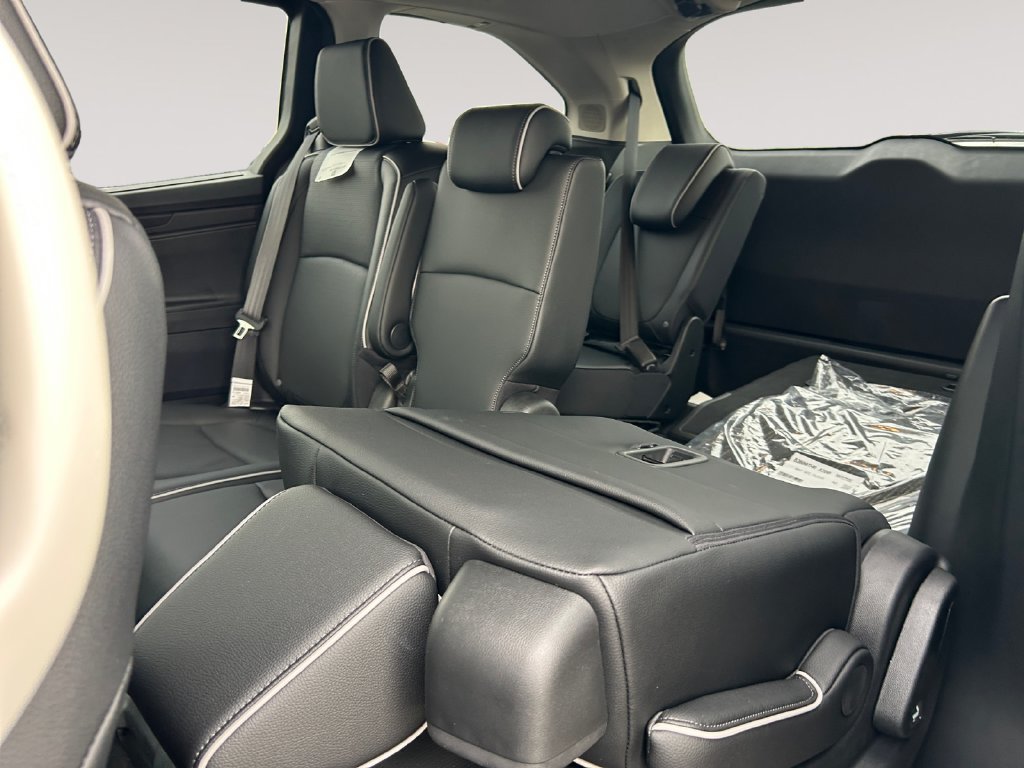 New 2026 Honda Odyssey Elite image 13