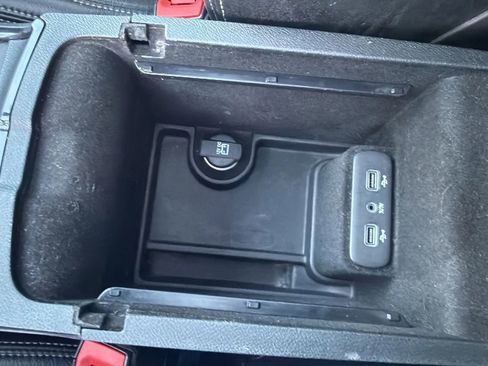 Used 2017 Dodge Charger R/T w/ Plus Group image 27