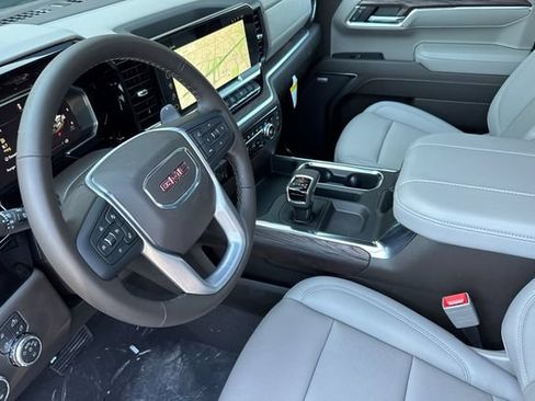 New 2026 GMC Sierra 1500 SLT w/ SLT Premium Package AWD/4WD image 10