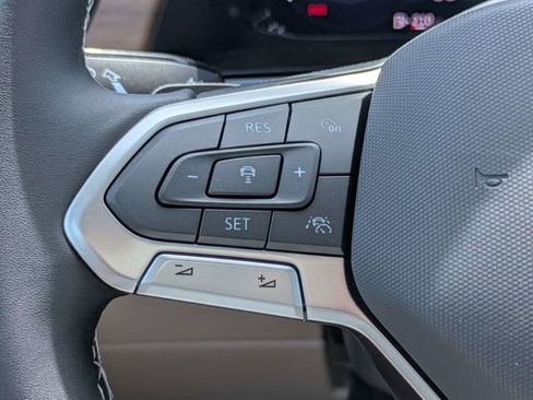 New 2026 Volkswagen Atlas SE FWD image 27
