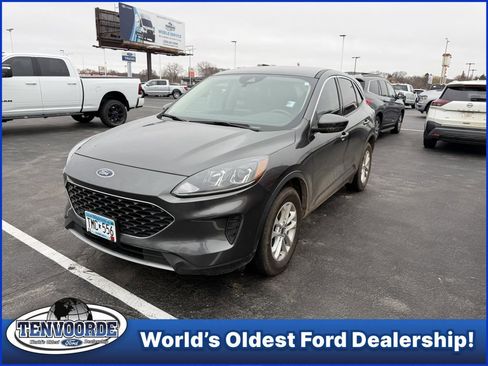 Used 2020 Ford Escape SE image 1
