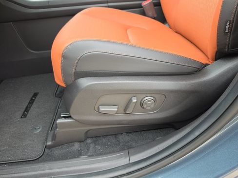 New 2027 Kia Carnival SX Prestige FWD image 23