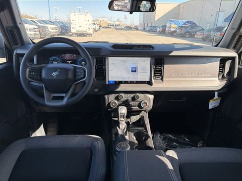 New 2026 Ford Bronco 4-Door AWD/4WD image 15
