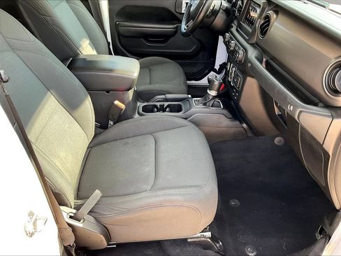Used 2021 Jeep Gladiator Sport AWD/4WD image 30