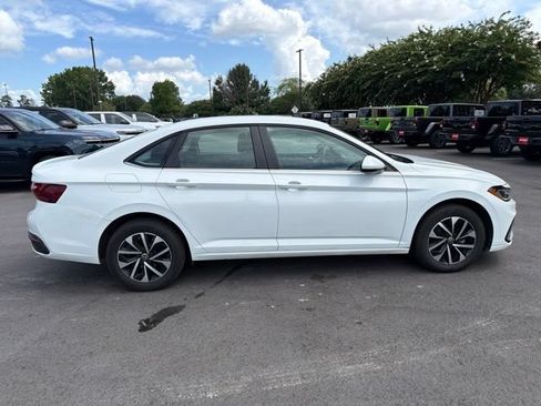 Used 2025 Volkswagen Jetta S FWD image 2