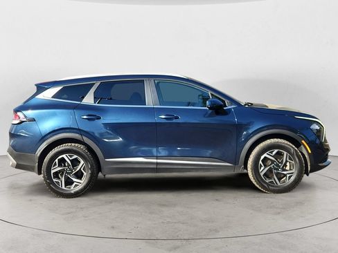 Used 2024 Kia Sportage LX AWD/4WD image 4
