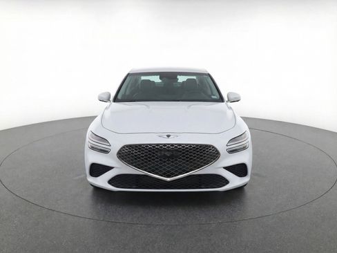Used 2025 Genesis G70 2.5T image 2