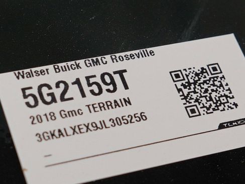 Used 2018 GMC Terrain Denali w/ GMC Pro Grade Package AWD/4WD image 31