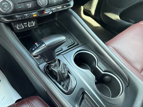 Used 2024 Dodge Durango GT AWD/4WD image 19