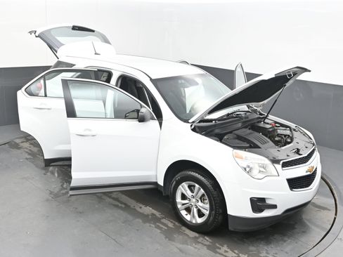 Used 2013 Chevrolet Equinox LS image 39