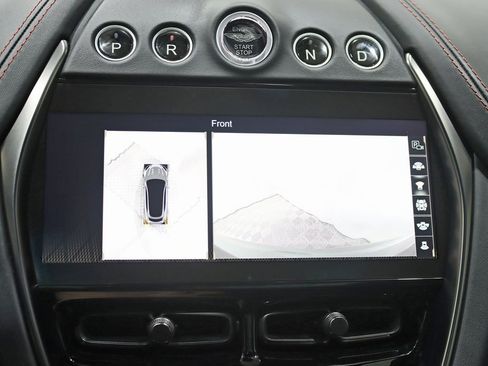 Used 2024 Aston Martin DBX 707 image 21